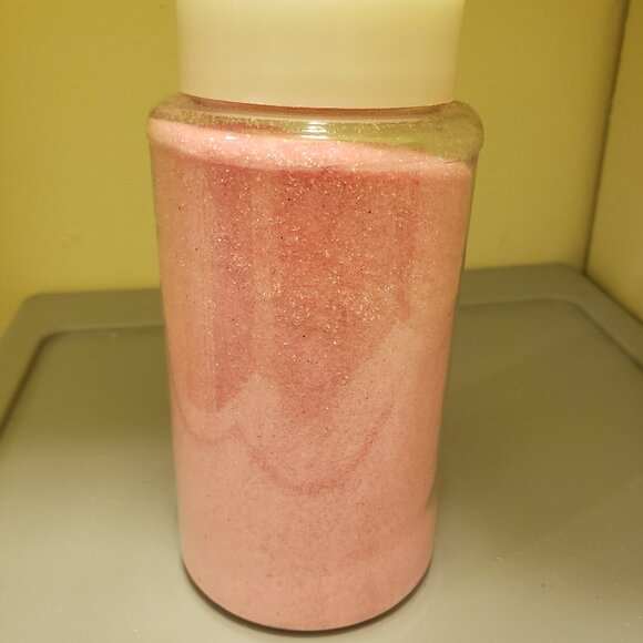 1 pound pink glitter for crafts - Picture 1 of 1